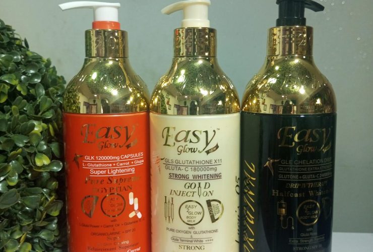 balsamy rozświetlające ciało z efektem glow na jasnej skórze